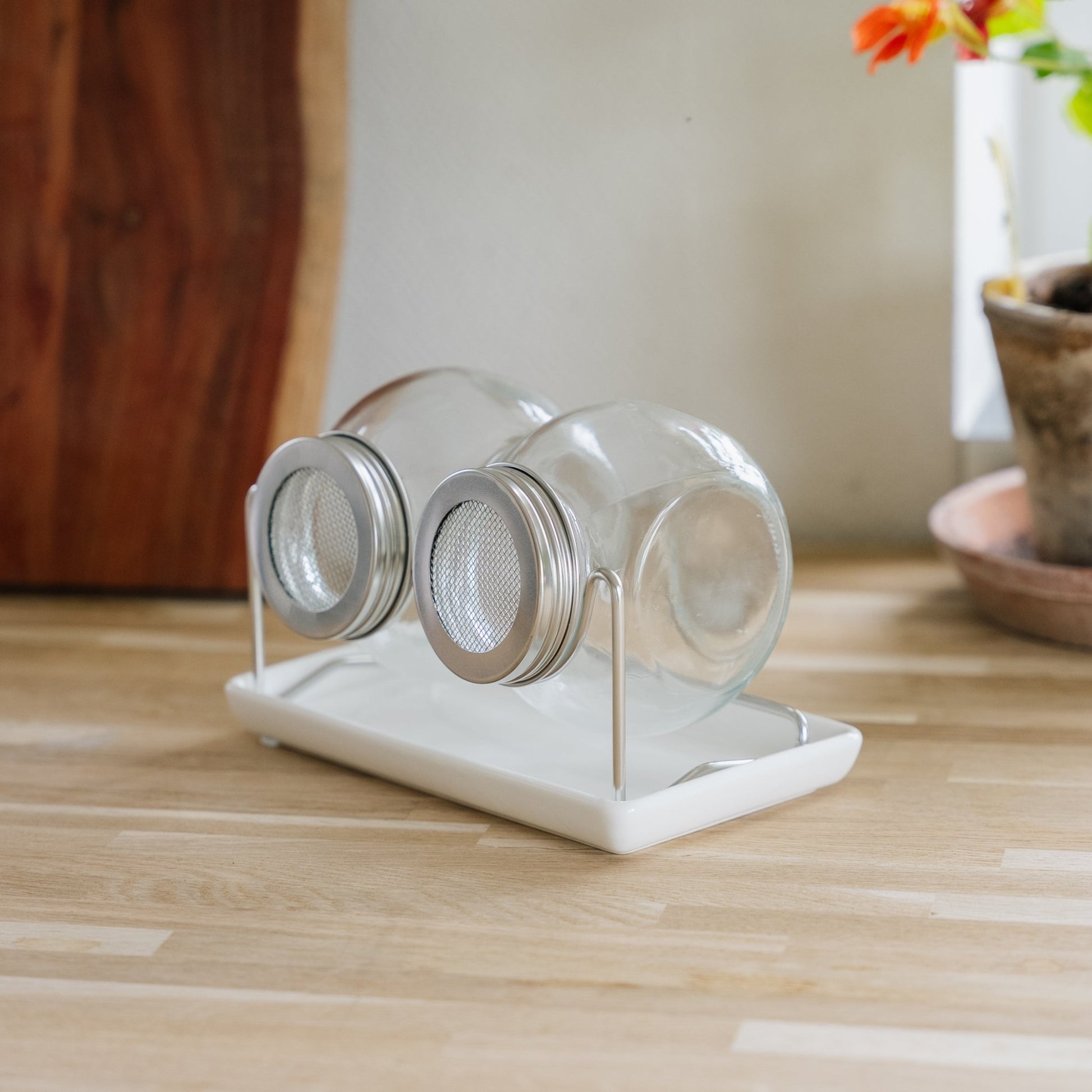 Spireglas‒sæt med bakke